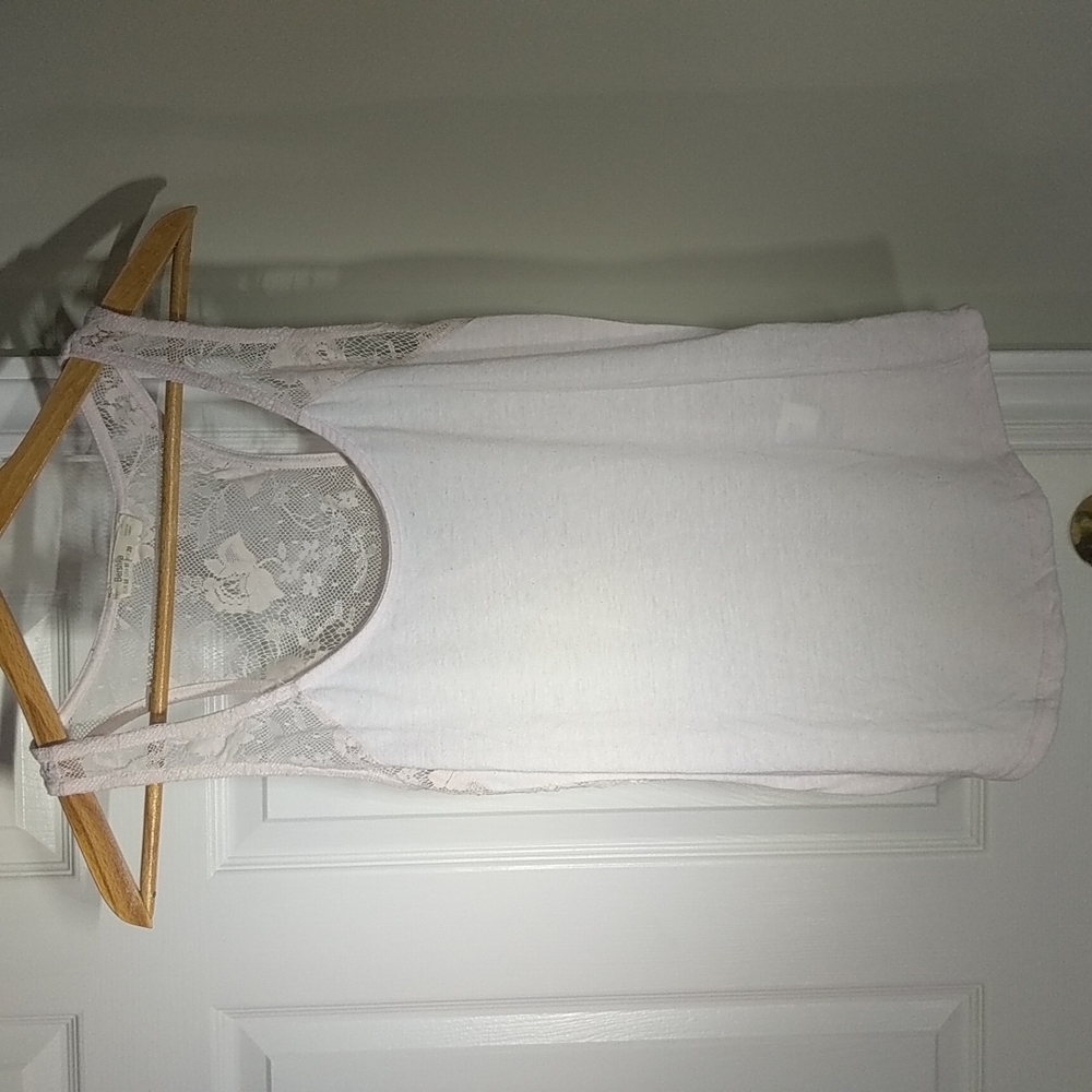Light pink tank top with lace